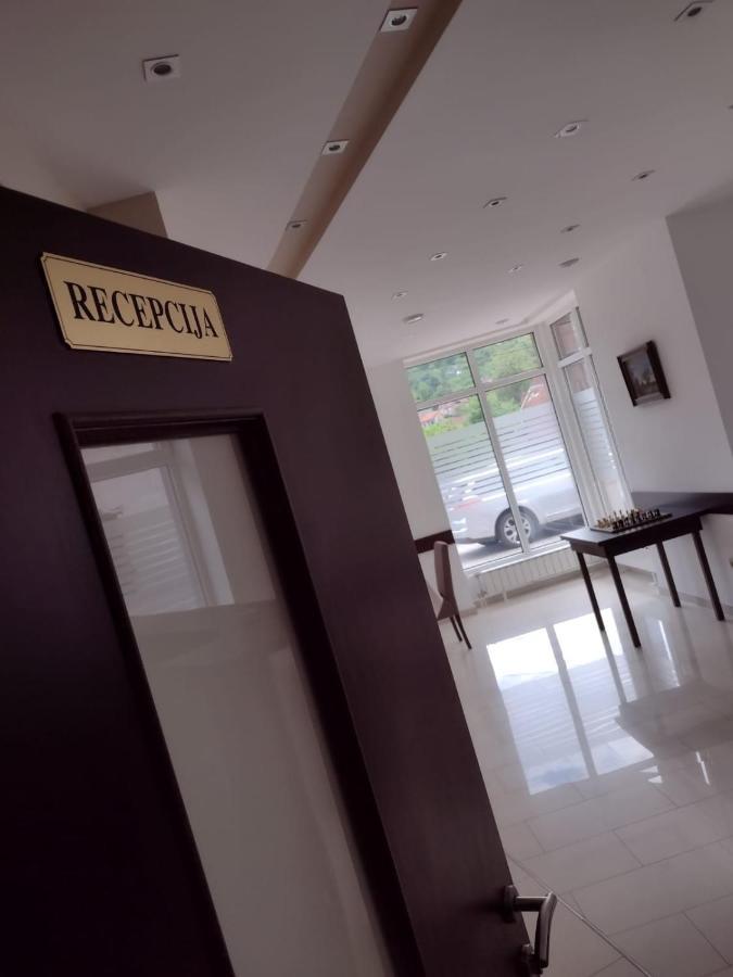 Hotel Zlatni San Banja Koviljača Esterno foto